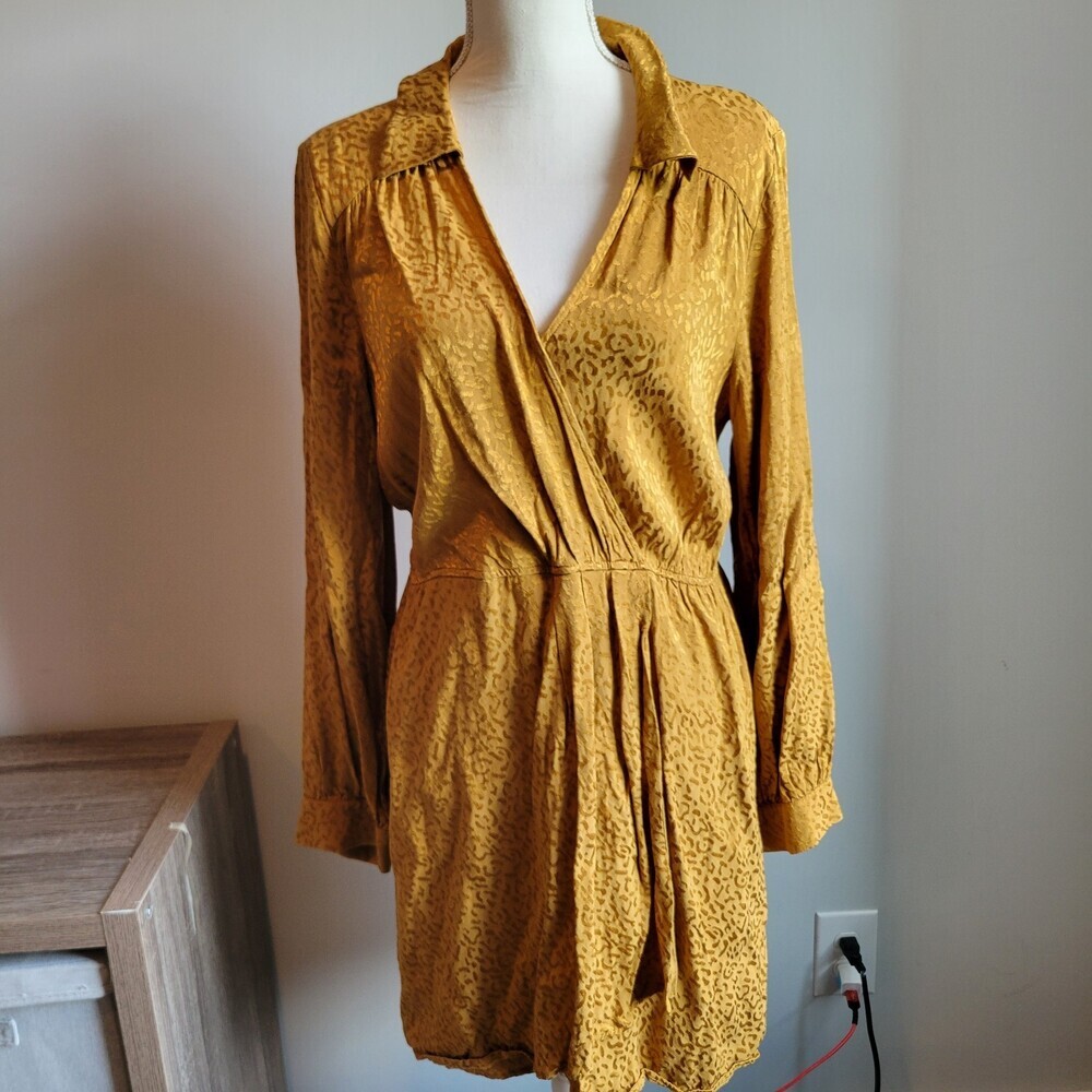 ANTHROPOLOGIE LONG SLEEVE V-NECK SOFT WRAP MINI DRESS LARGE BRONZE GOLD Leopard